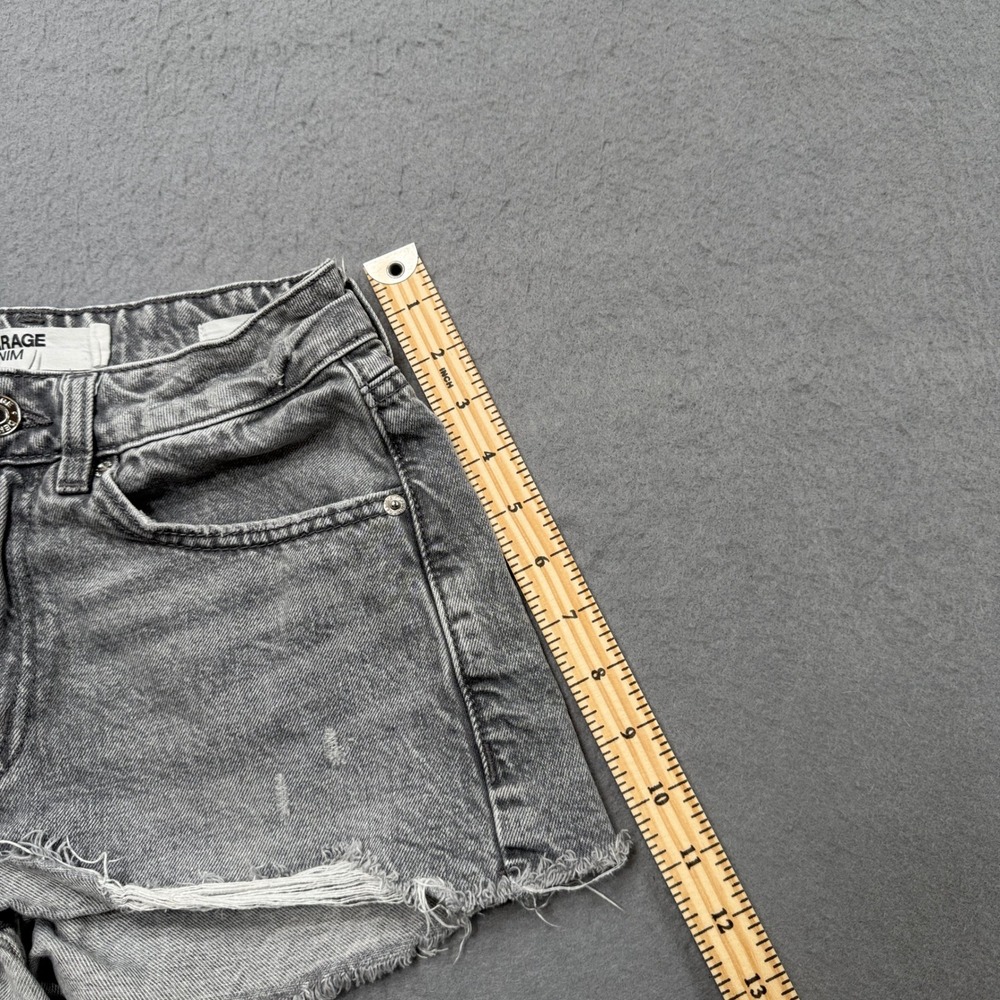 Garage Booty Shorts Women's 0/24 Light Gray Denim Festival Cut Off Distressed - Picture 5 of 9
